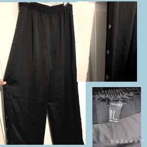 Wide leg never worn track pants